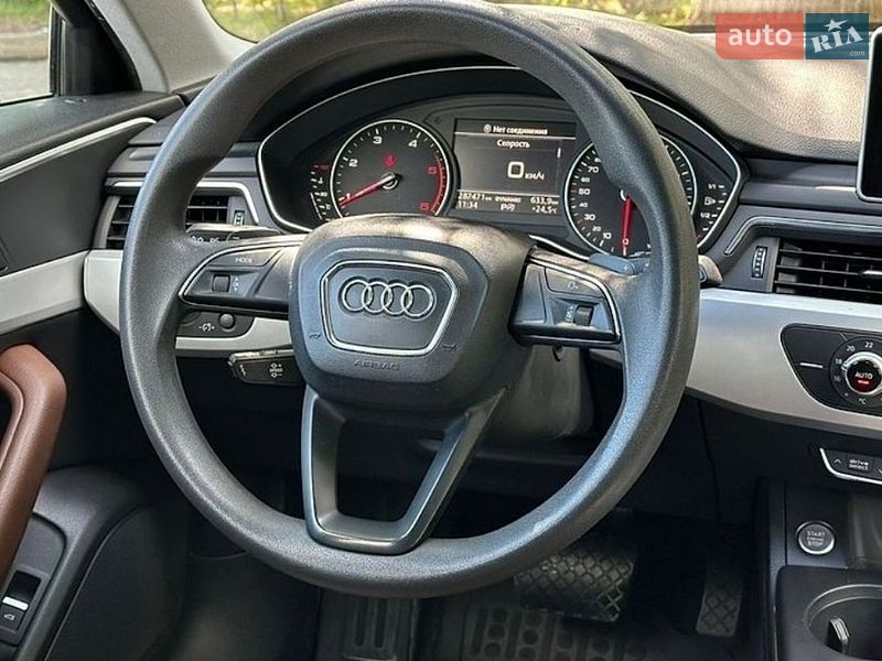 Седан Audi A4 2016 в Києві