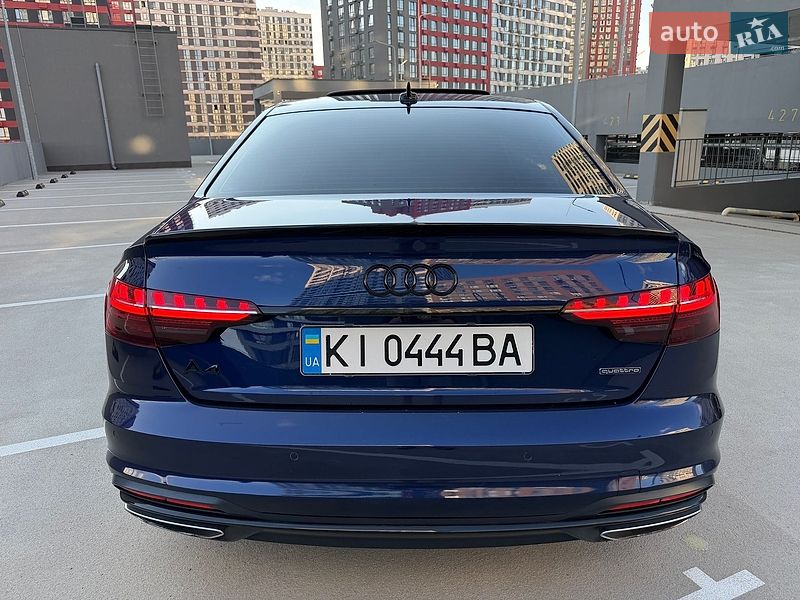 Седан Audi A4 2021 в Києві