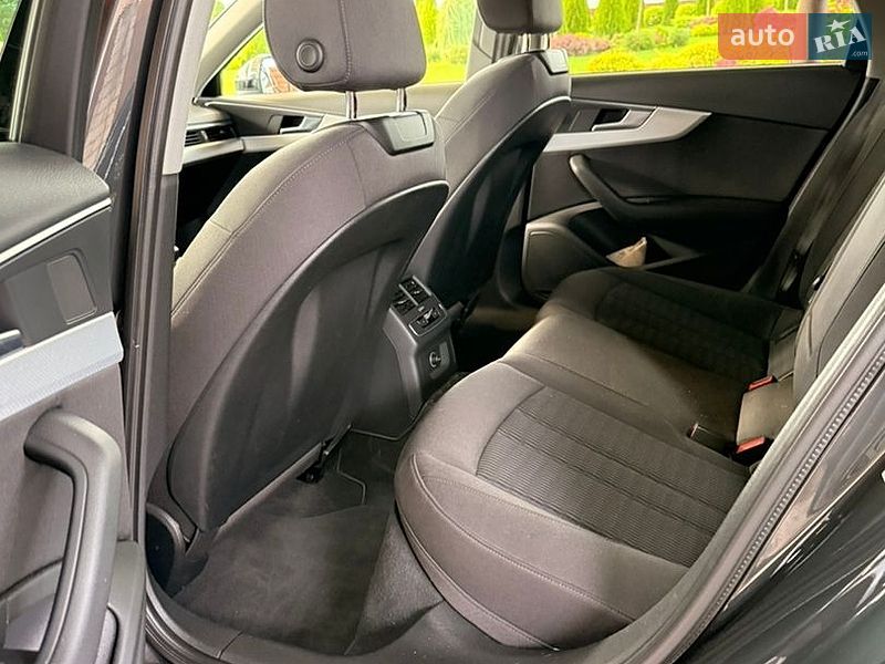 Універсал Audi A4 2018 в Києві