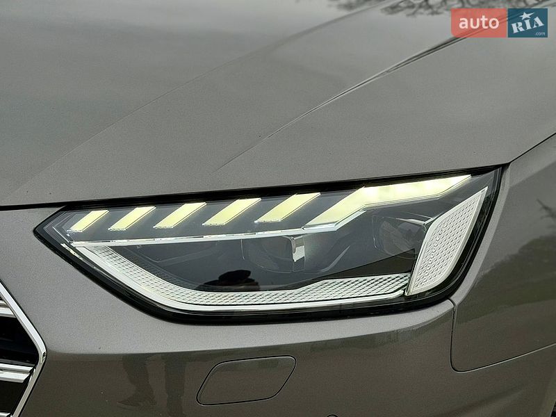 Універсал Audi A4 2022 в Луцьку
