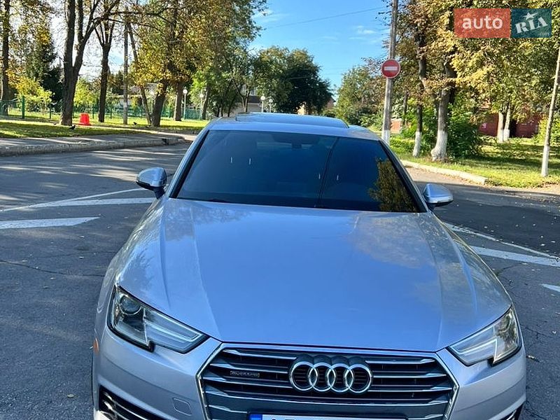 Седан Audi A4 2016 в Виннице