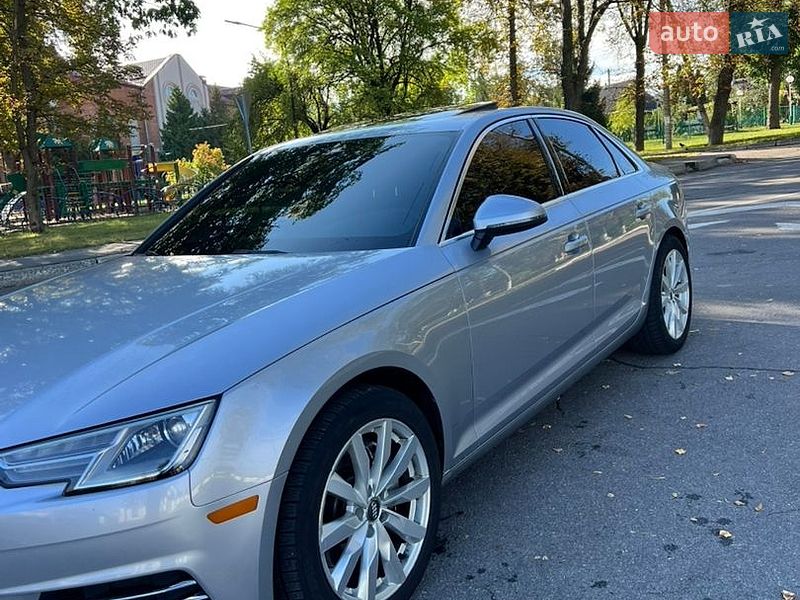 Седан Audi A4 2016 в Виннице