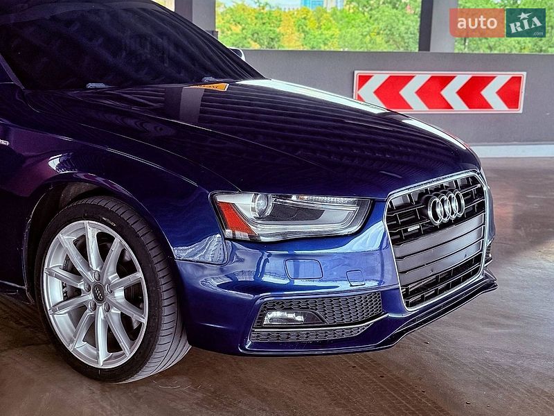 Седан Audi A4 2014 в Харкові