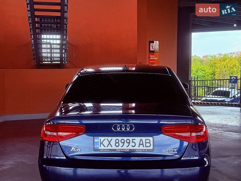Седан Audi A4 2014 в Харкові