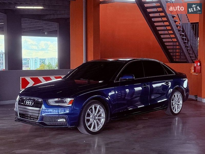 Седан Audi A4 2014 в Харкові