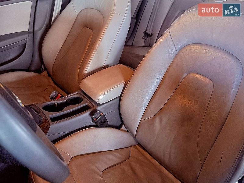 Седан Audi A4 2014 в Харкові