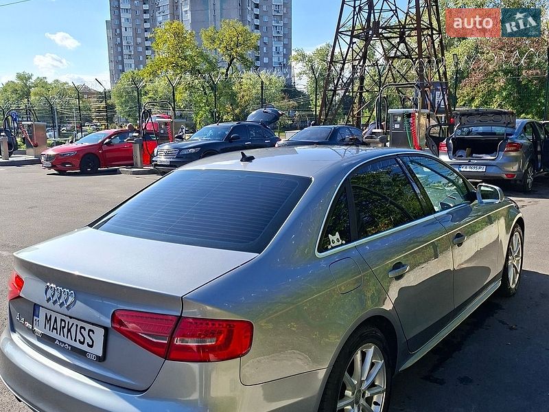 Седан Audi A4 2015 в Києві фото 2 Седан Audi A4 2015 в Києві