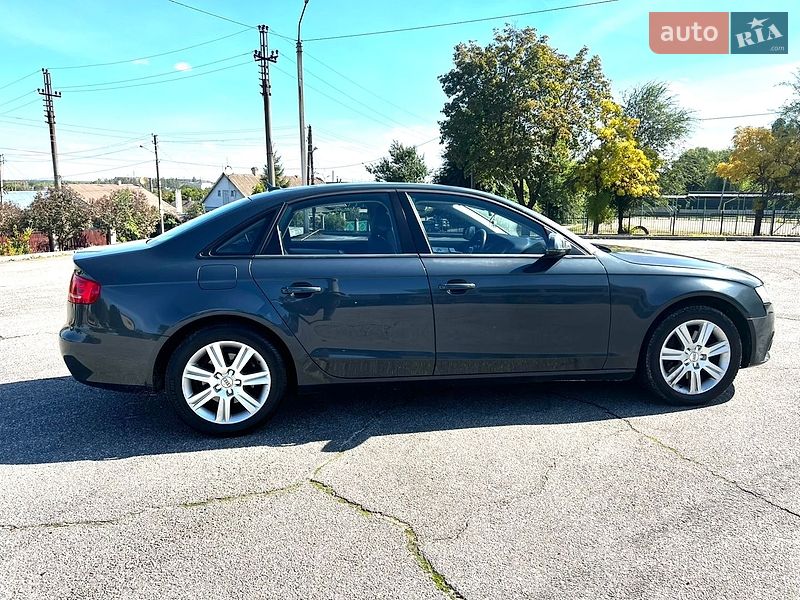 Седан Audi A4 2009 в Запоріжжі