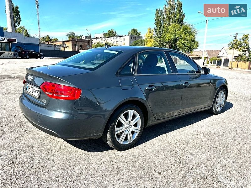 Седан Audi A4 2009 в Запоріжжі