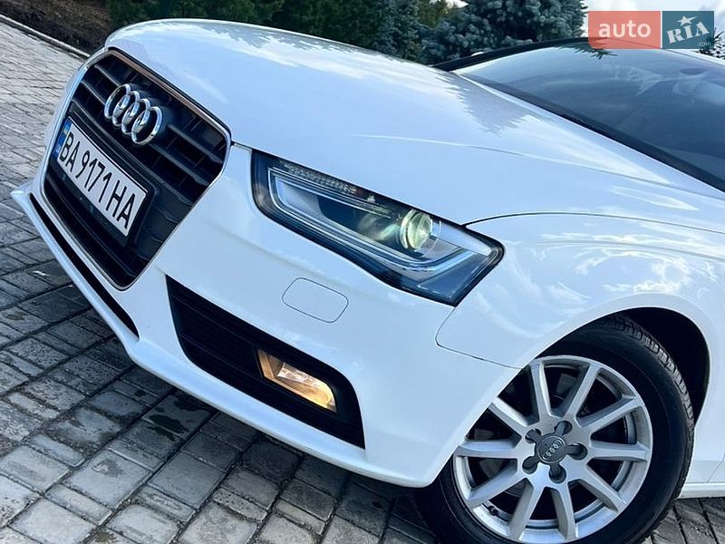 Седан Audi A4 2012 в Софіївській Борщагівці