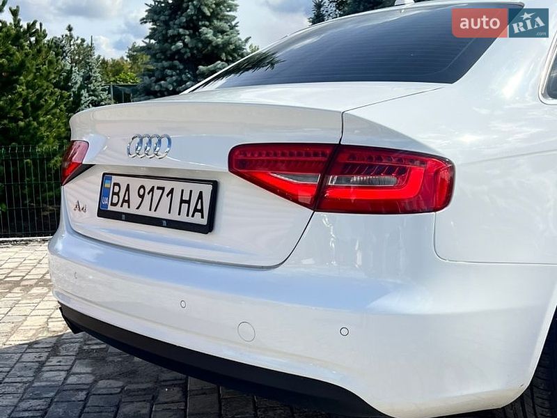 Седан Audi A4 2012 в Софіївській Борщагівці