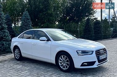 Седан Audi A4 2012 в Софіївській Борщагівці