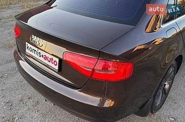 Седан Audi A4 2012 в Вінниці