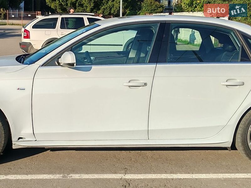 Седан Audi A4 2014 в Киеве
