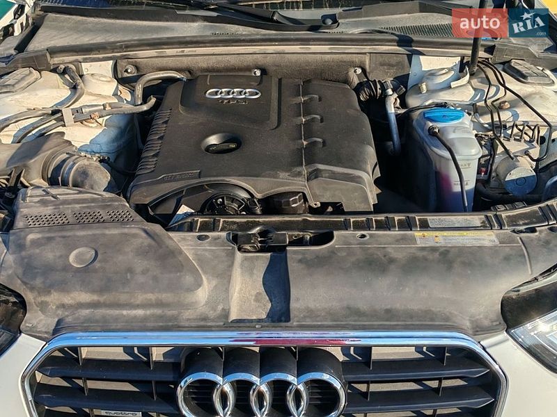 Седан Audi A4 2014 в Киеве