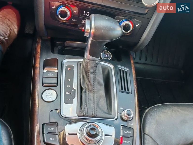 Седан Audi A4 2014 в Киеве