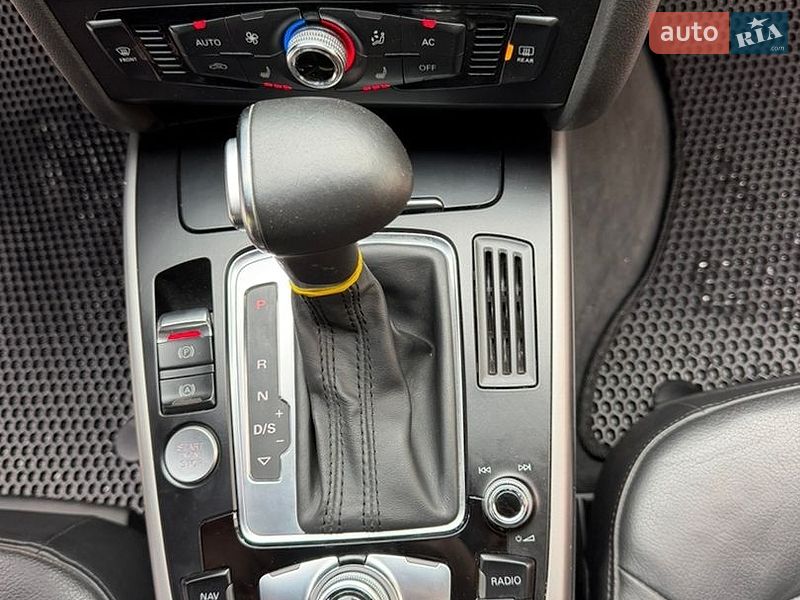 Седан Audi A4 2013 в Запорожье