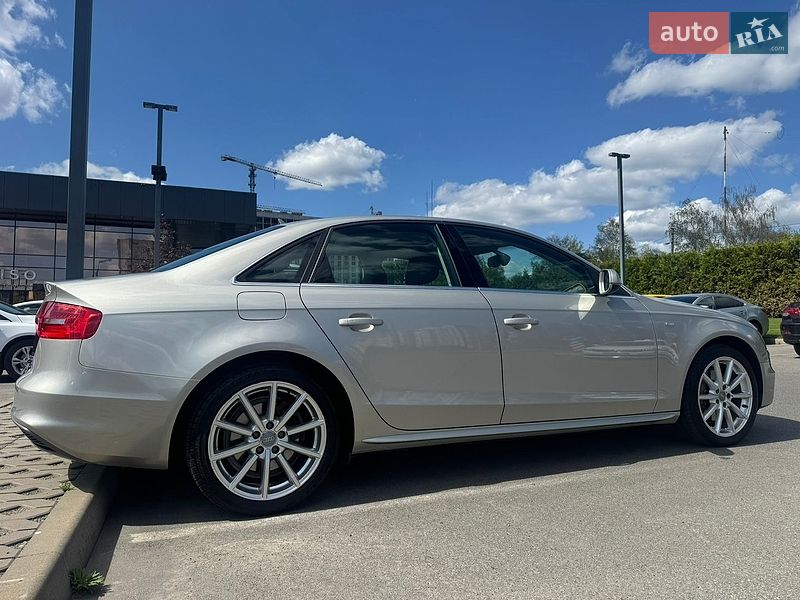 Седан Audi A4 2014 в Києві