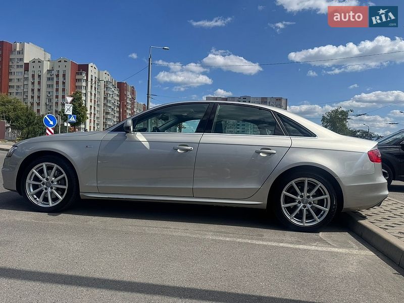 Седан Audi A4 2014 в Києві