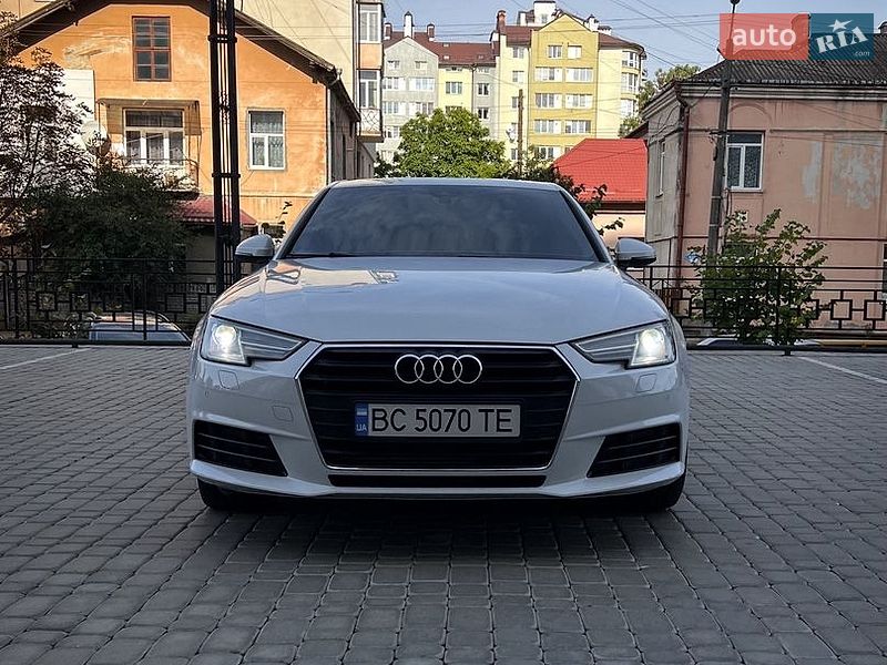Седан Audi A4 2016 в Івано-Франківську