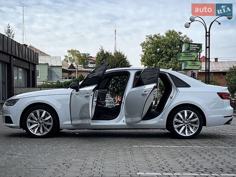 Седан Audi A4 2016 в Івано-Франківську