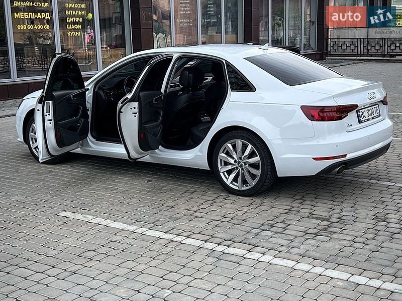 Седан Audi A4 2016 в Івано-Франківську