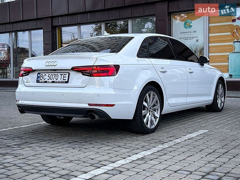Седан Audi A4 2016 в Івано-Франківську