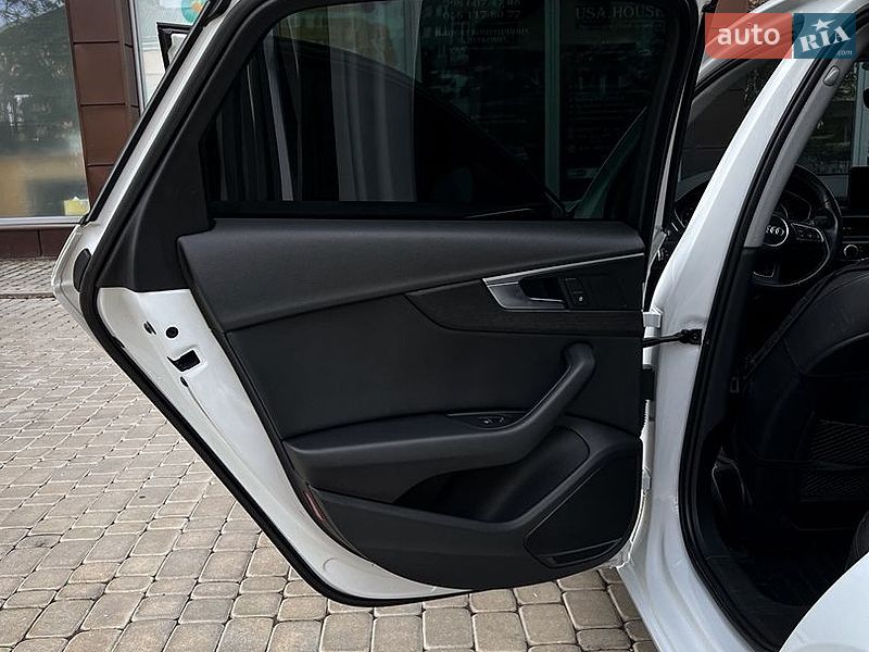 Седан Audi A4 2016 в Івано-Франківську