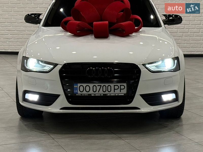 Седан Audi A4 2012 в Одесі