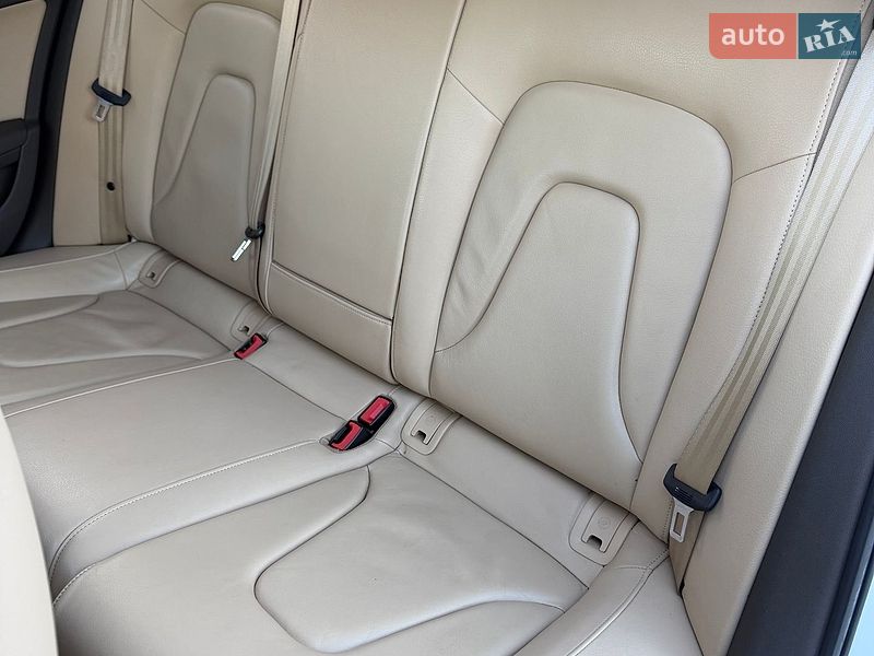 Седан Audi A4 2013 в Києві фото 36 Седан Audi A4 2013 в Києві