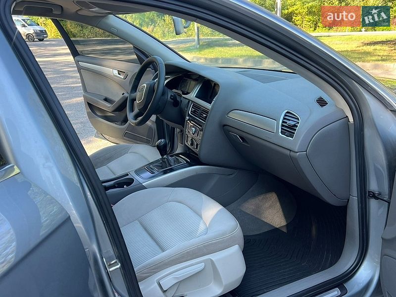 Универсал Audi A4 2009 в Кицмани