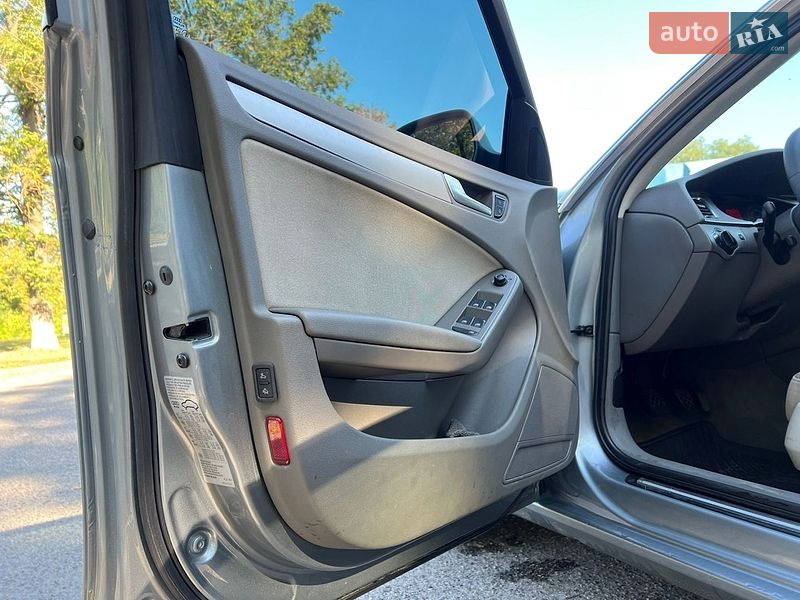Универсал Audi A4 2009 в Кицмани