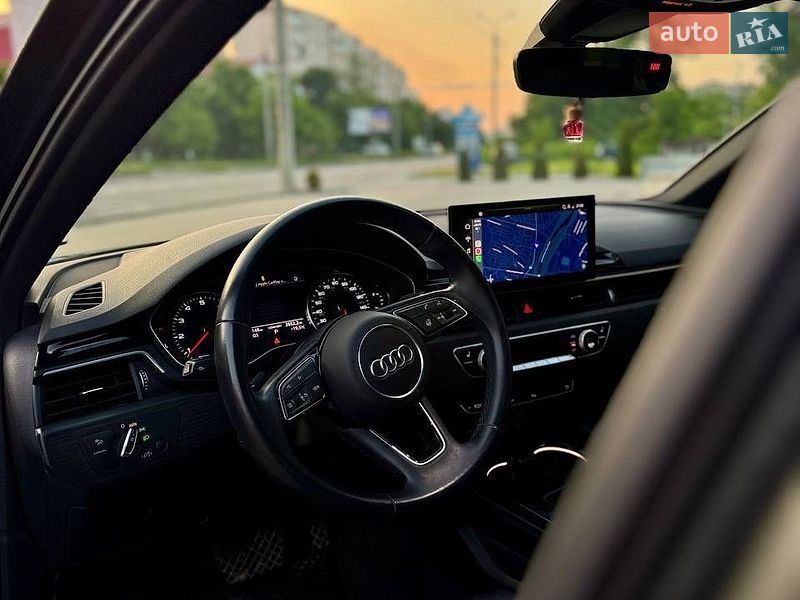 Седан Audi A4 2020 в Львове
