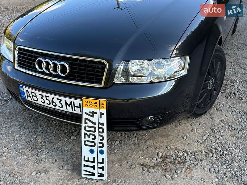 Седан Audi A4 2004 в Виннице