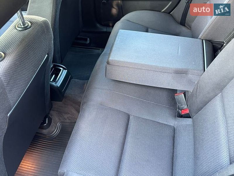 Седан Audi A4 2004 в Виннице