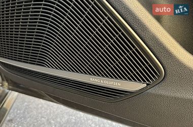 Седан Audi A4 2016 в Бучі