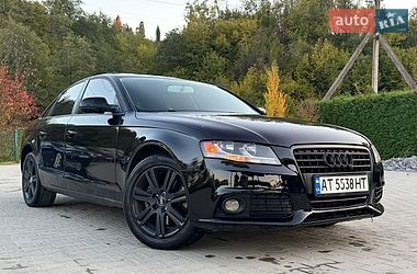 Седан Audi A4 2010 в Турці