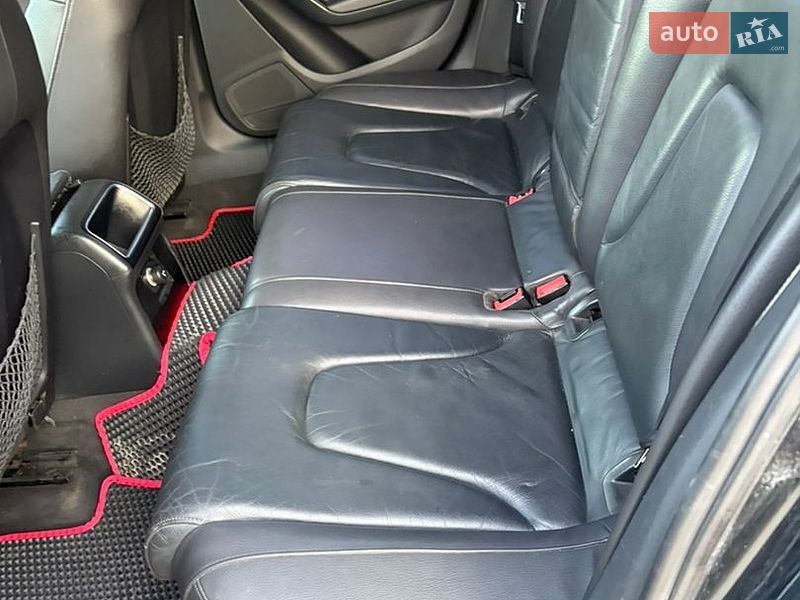 Седан Audi A4 2010 в Турці