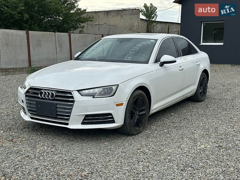 Седан Audi A4 2016 в Виноградове