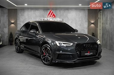 Седан Audi A4 2015 в Одессе
