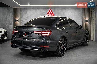 Седан Audi A4 2015 в Одессе