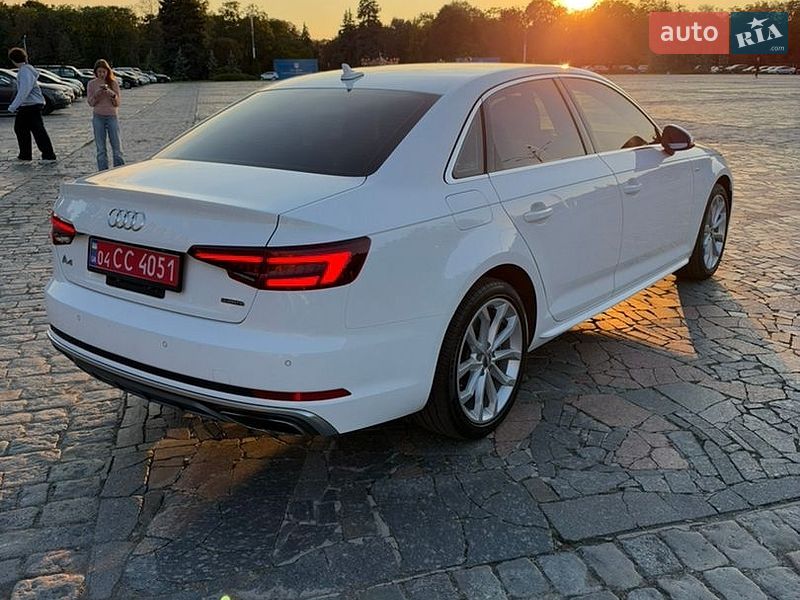 Седан Audi A4 2019 в Кременчуге