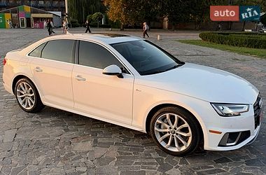 Седан Audi A4 2019 в Кременчуге