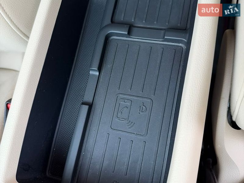Седан Audi A4 2019 в Кременчуге