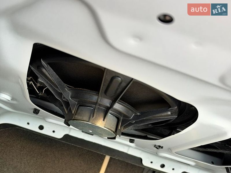 Седан Audi A4 2019 в Кременчуге