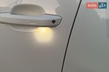 Седан Audi A4 2019 в Кременчуге