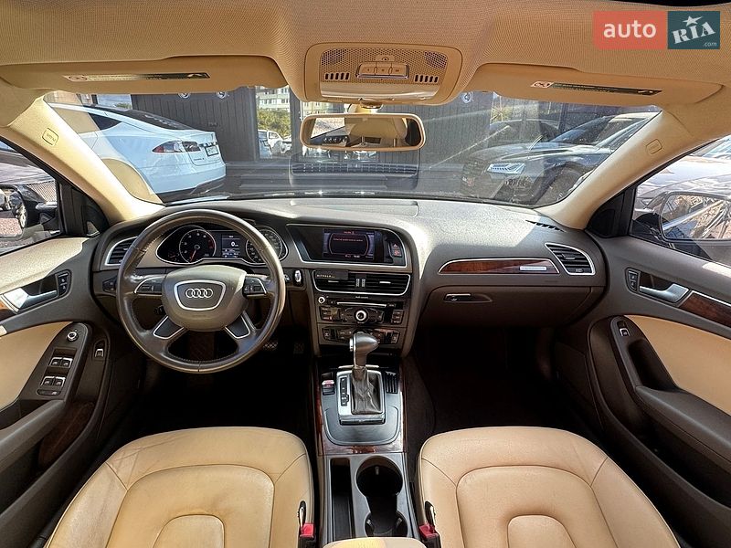 Седан Audi A4 2013 в Полтаві