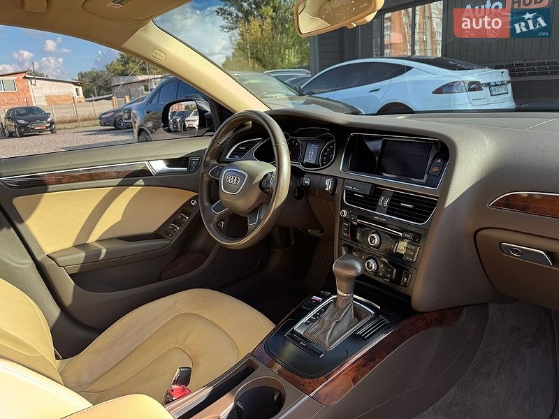 Седан Audi A4 2013 в Полтаві