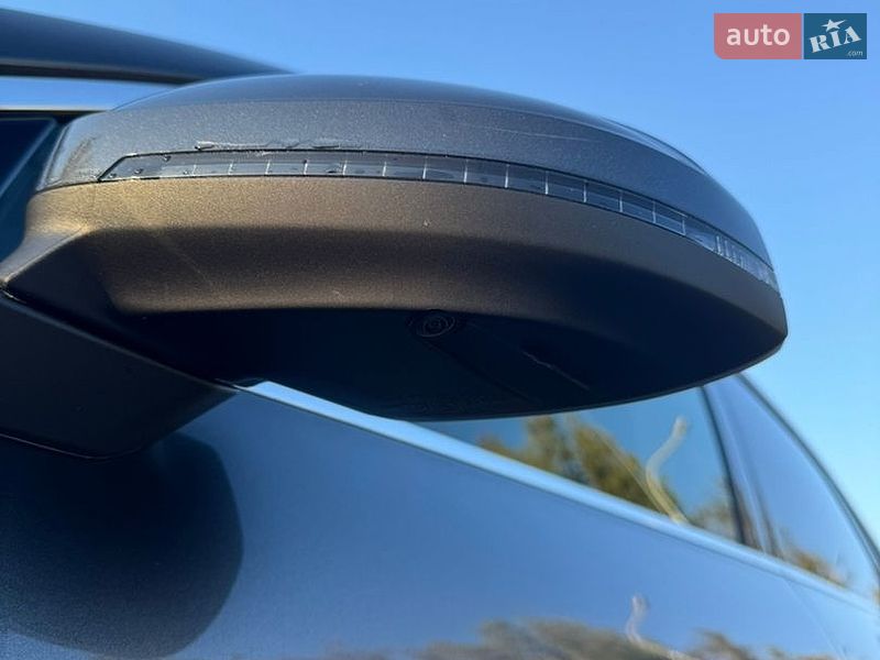 Седан Audi A4 2020 в Киеве