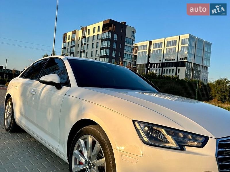 Седан Audi A4 2017 в Городке